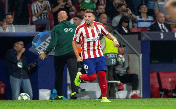 Héctor Herrera en acción de Champions League con Atlético de Madrid