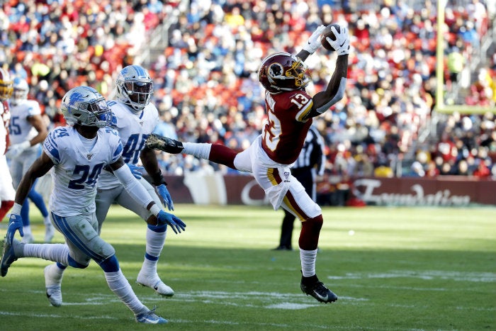 Kelvin Harmon, atrapa el balón