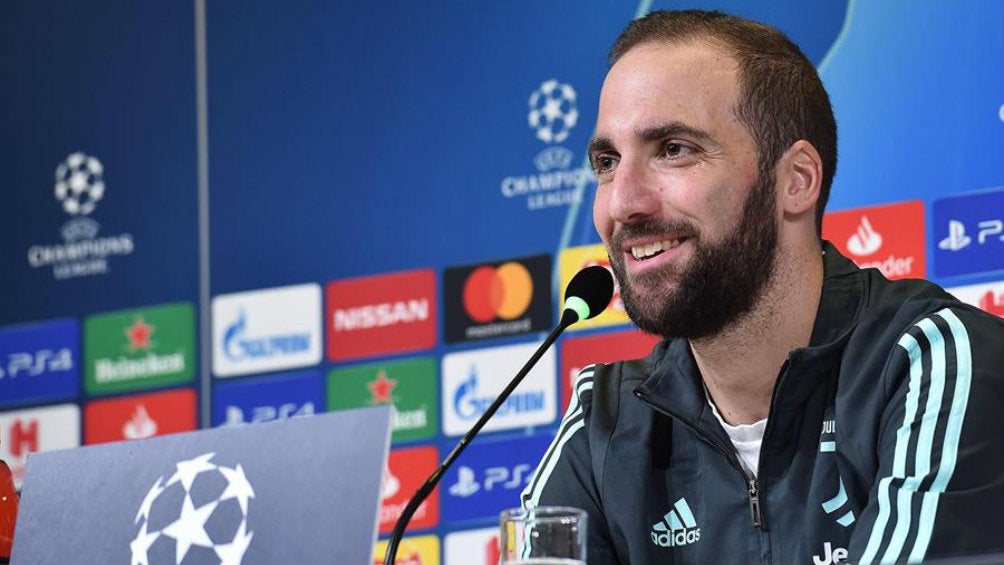 Gonzalo Higuaín, durante conferencia de prensa