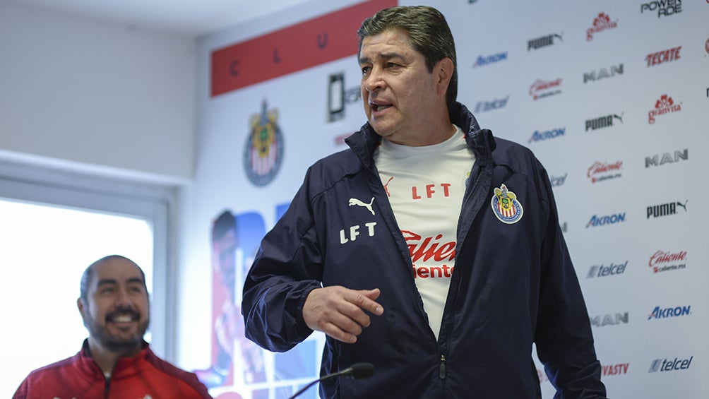 Tena será el técnico de Chivas durante el Clausura 2020