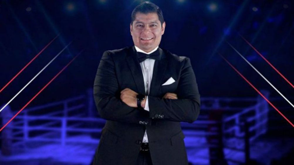 Carlos Aguilar, comentarista de box 