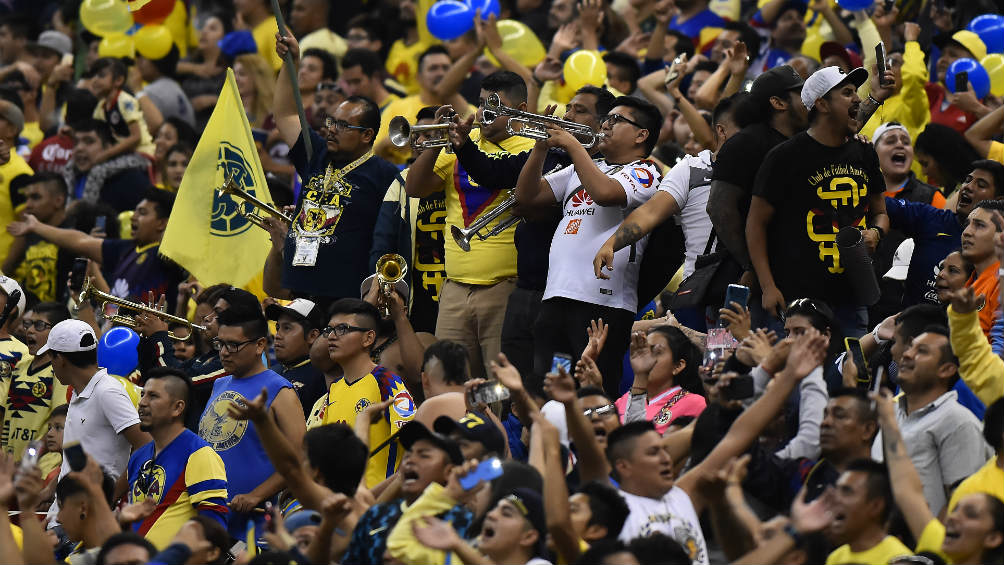 Aficionados del América durante un partido