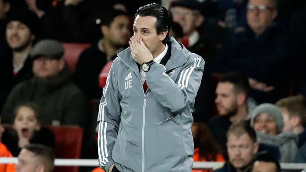 Unai Emery durante un juego del Arsenal 