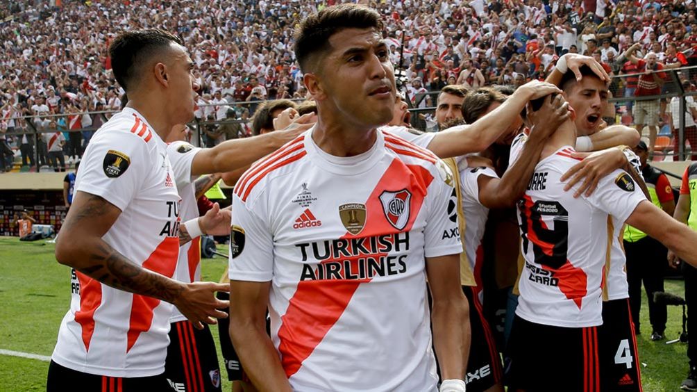 Exequiel Palacios festeja con River