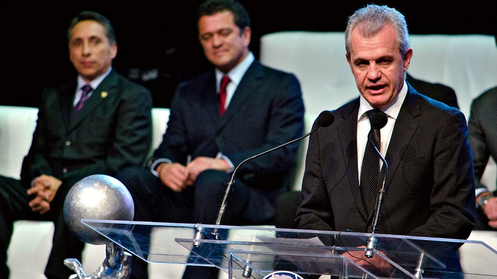 Javier Aguirre en la ceremonia de la Investidura del Salón de la Fama