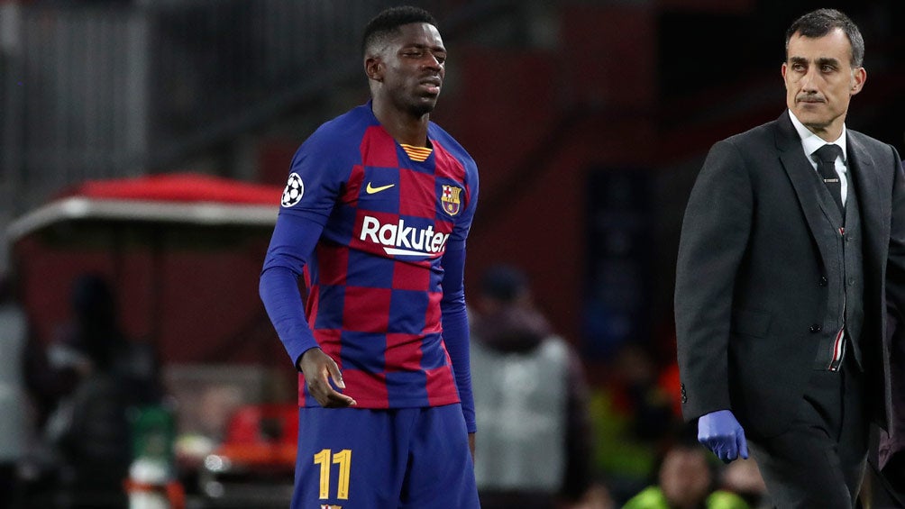 Dembélé sale lesionado en el partido ante el Dortmund 