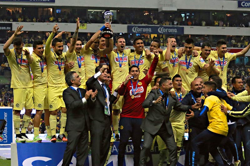 América festeja tras vencer a Tigres en la Final del A2014