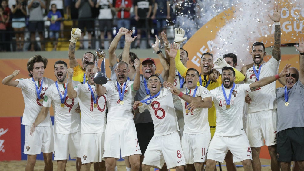 Portugal celebrando su segundo Mundial de Futbol de Playa