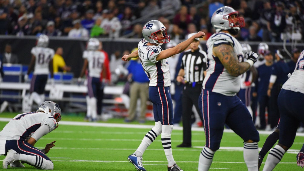 Kai Forbath, en un intento de Gol de Campo