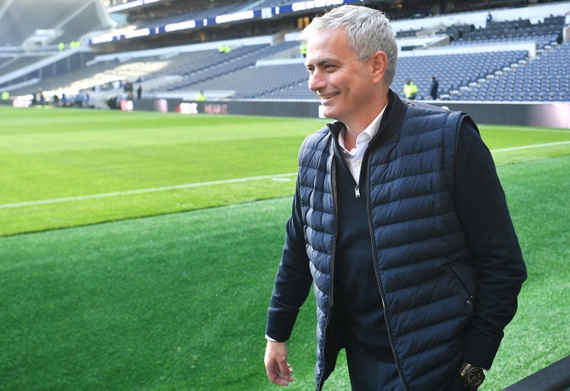 Mourinho pase por el Estadio del Tottenham 