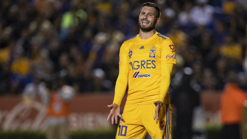 André-Pierre Gignac durante un partido de Tigres