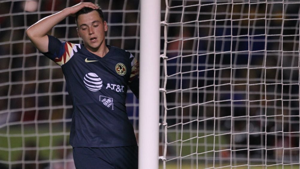 Federico Viñas, en lamento en el partido de América