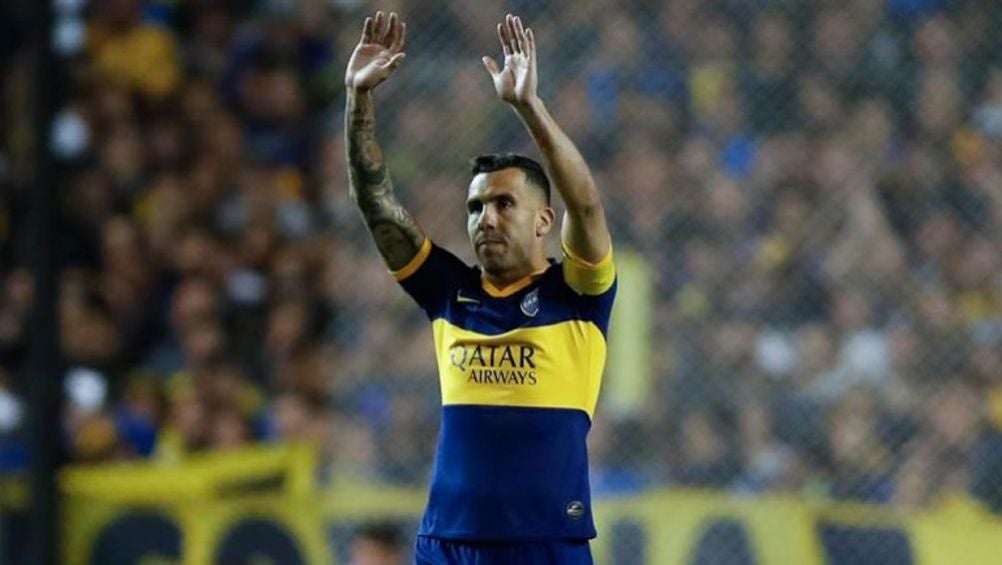 Carlos Tévez agradece a los fans en La Bombonera 