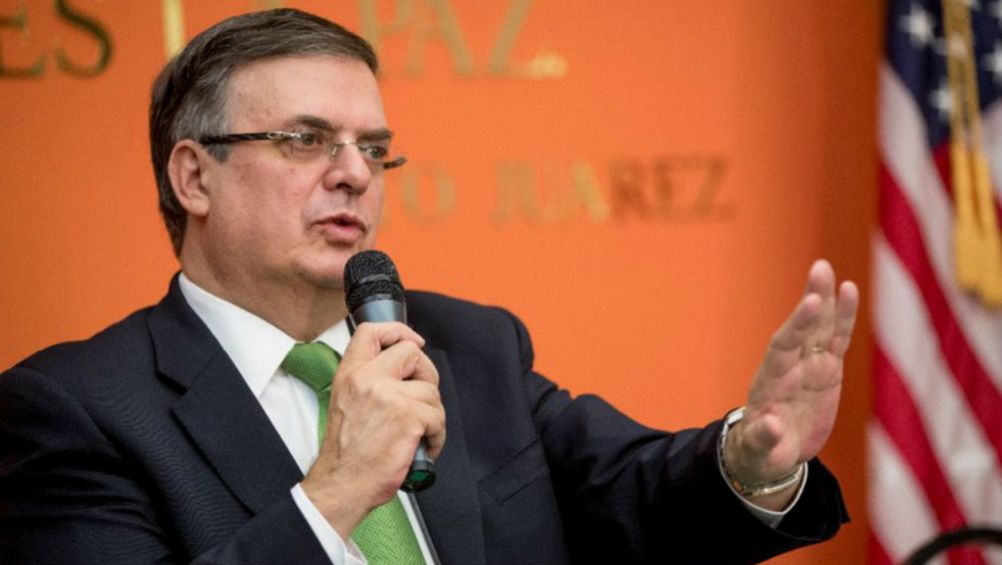 Ebrard, en una conferencia