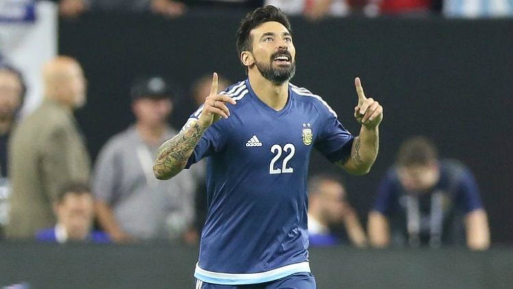 Lavezzi festeja un gol con la selección argentina