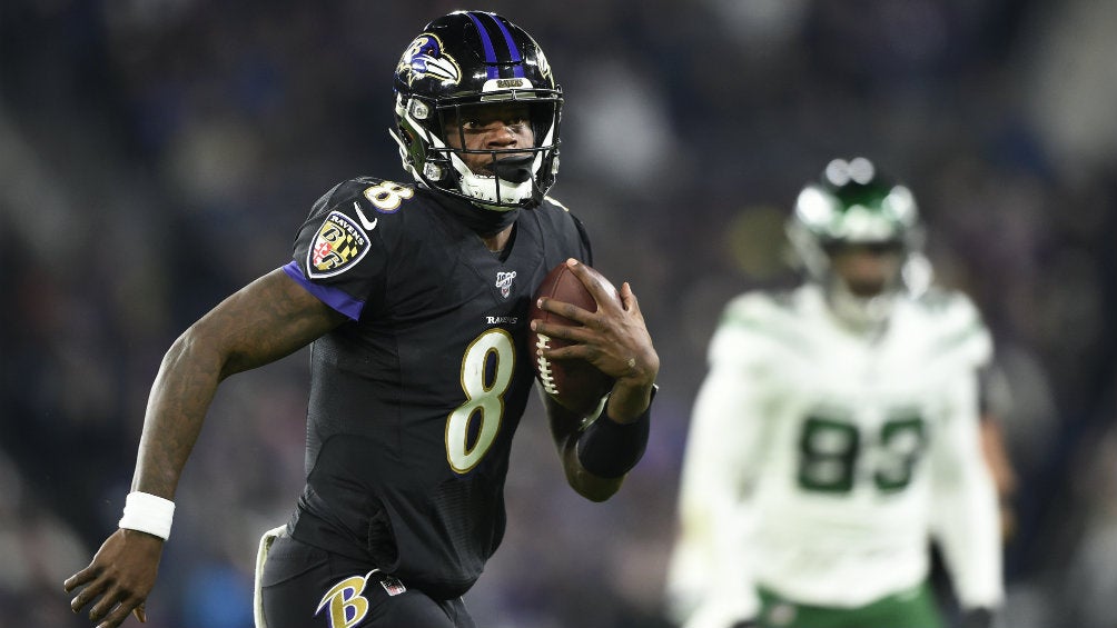 Lamar Jackson rompió récord de Michael Vick