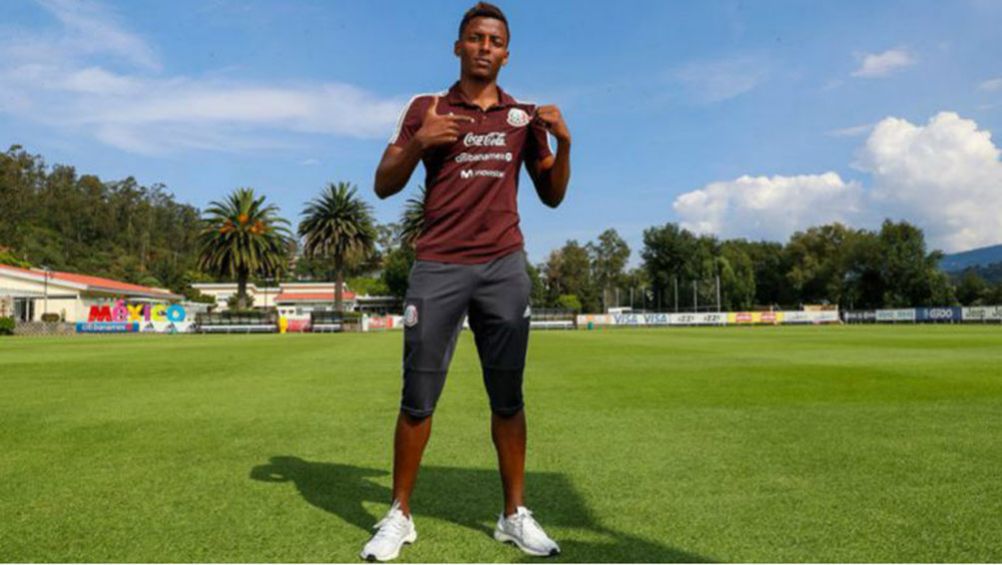 Joao Maleck posa para la lente RÉCORD 