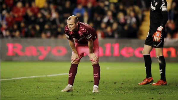 Román Zozulya en acción del Rayo Vallecano vs Albacete 