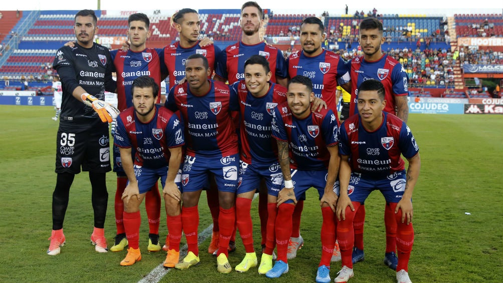 Jugadores del Atlante previo al partido ante Zacatepec