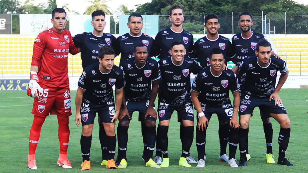 Once de Atlante en el juego vs  Loros en el A2019