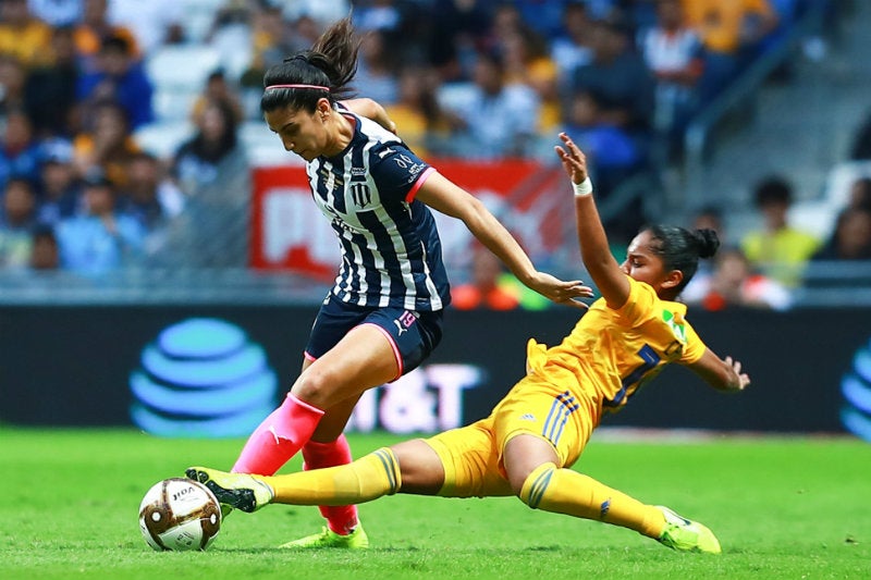 Rayadas vs Tigres Femenil en Final de Ida