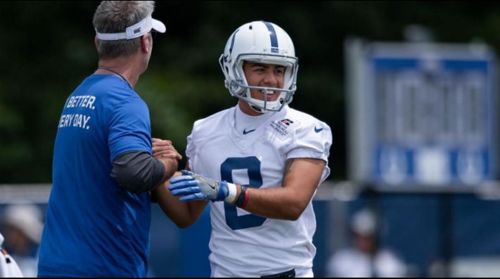 Rigoberto Sánchez jugando con los Colts