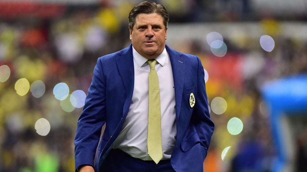 Miguel Herrera previo a un duelo de América en el Azteca 