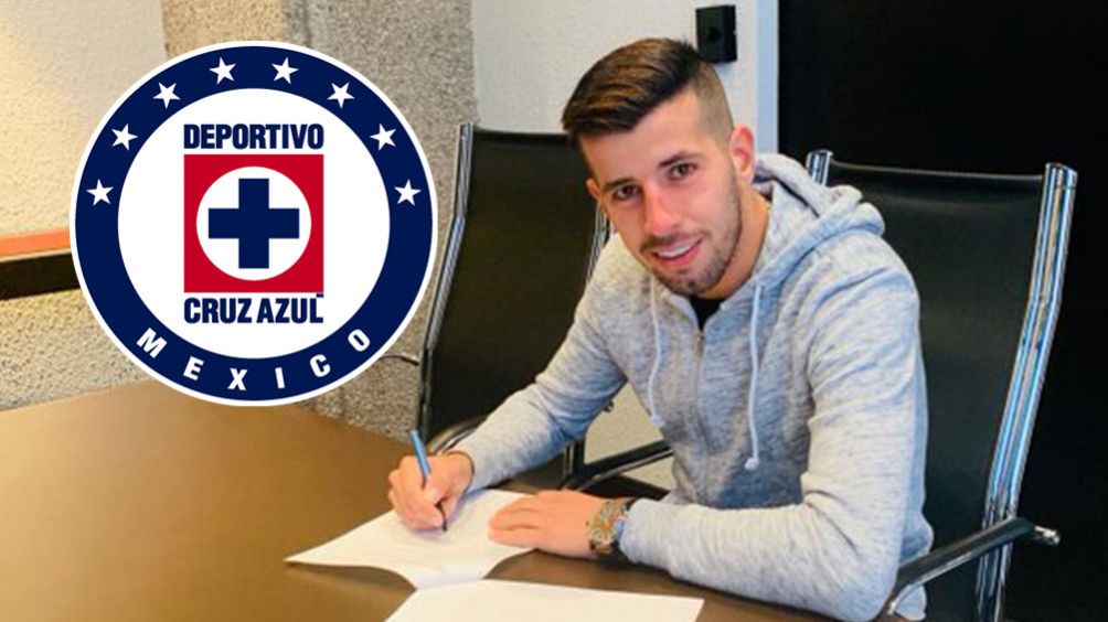 Pablo Ceppelini firma su contrato con Cruz Azul