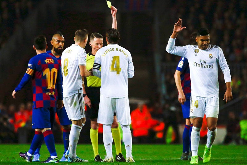 Casemiro durante el Clásico de España 