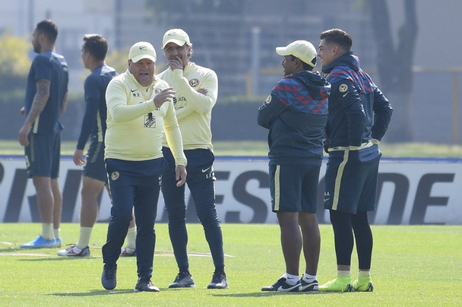 El América se sigue entrenando bajo las órdenes de Miguel Herrera