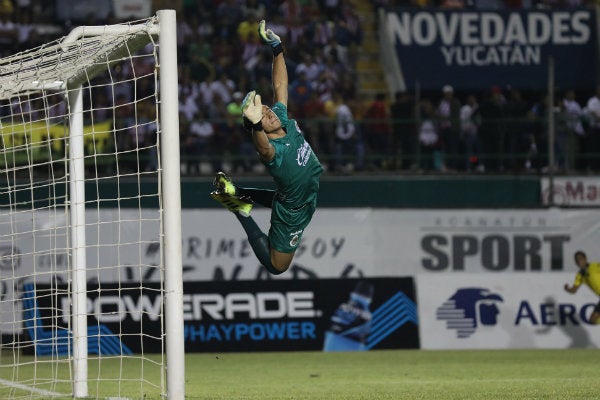 Antonio Rodríguez en acción ante Venados