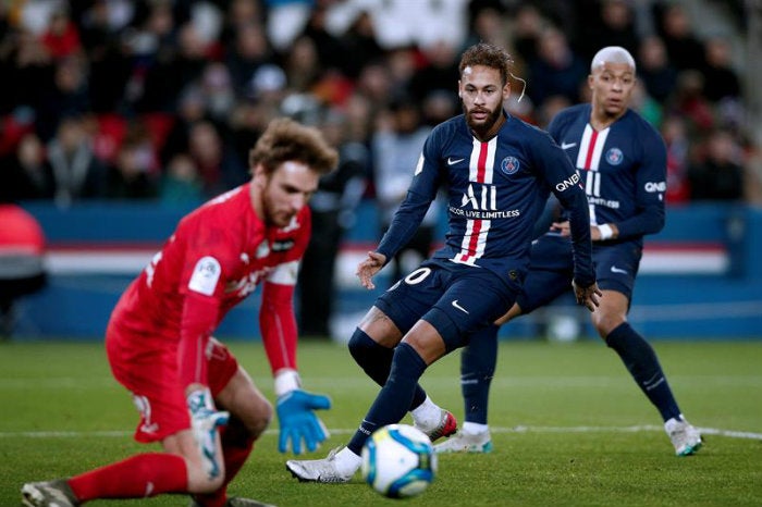 Neymar, en la anotación de su gol