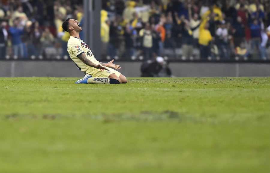 La afectación al césped del Azteca fue visible en el juego ante Morelia