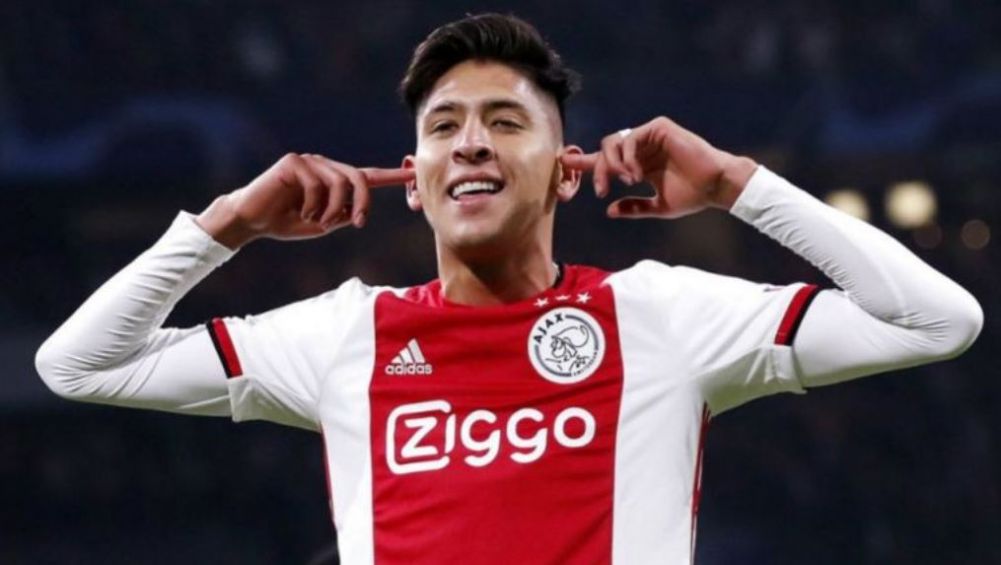 Álvarez celebrando un gol con el Ajax