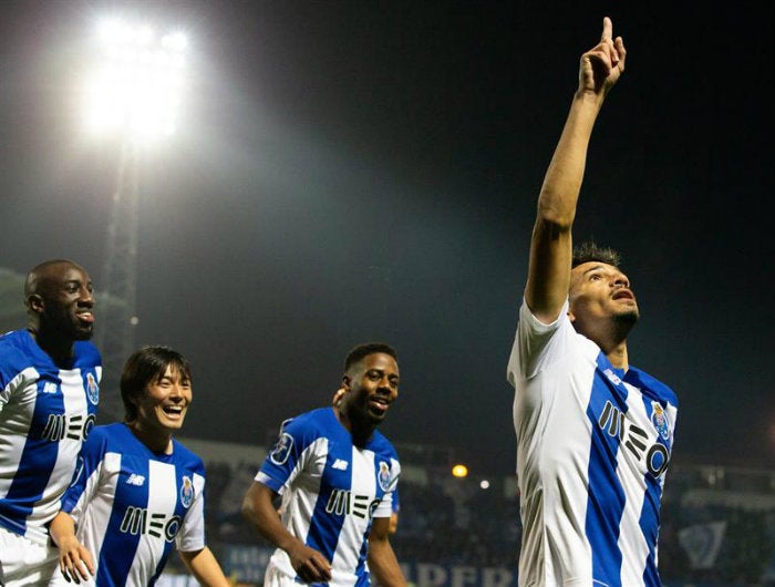 Tiquinho Soares, en festejo de gol