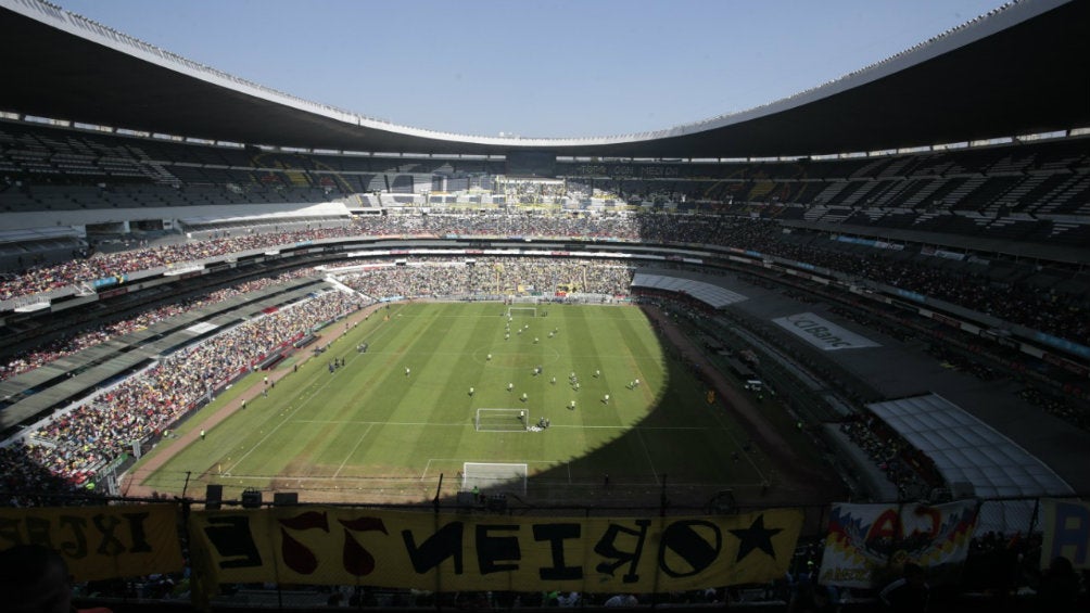 Estadio Azteca en el entrenamiento a puerta abierta del América