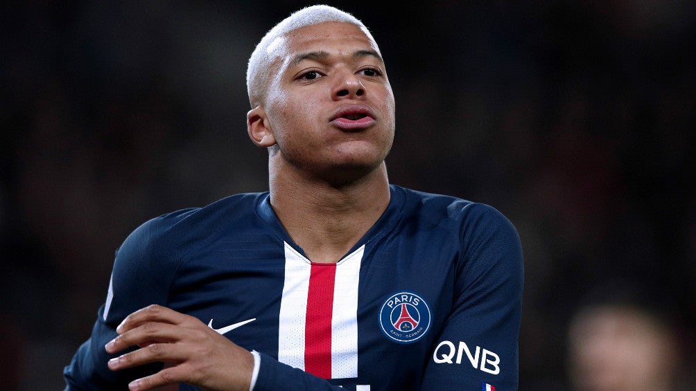 Kylian Mbappé durante un partido del PSG