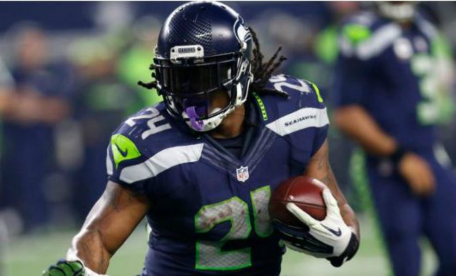 Lynch en un juego con Seattle