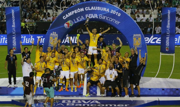 Tigres celebrando su título de Liga del Clausura 2019