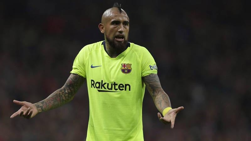 Vidal durante un compromiso de Champions League con Barcelona