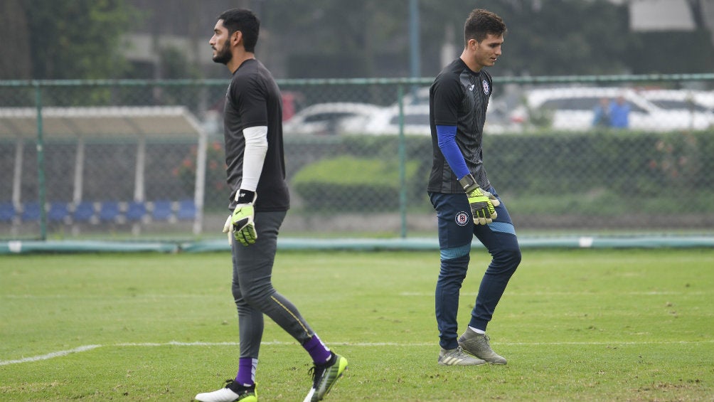 Sebastián Jurado en práctica con Jesús Corona