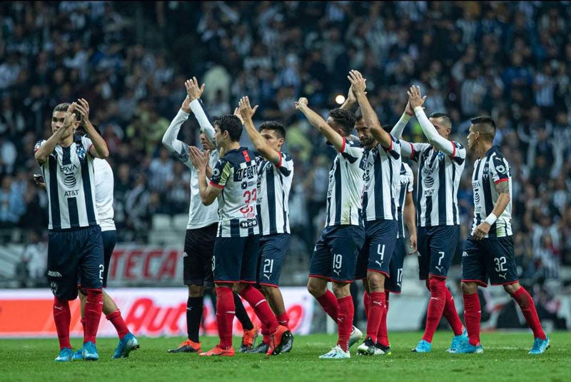 Jugadores de Rayados agradecen el apoyo de su afición