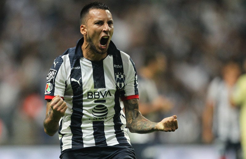 Leonel Vangioni celebra una anotación de Rayados en la Final