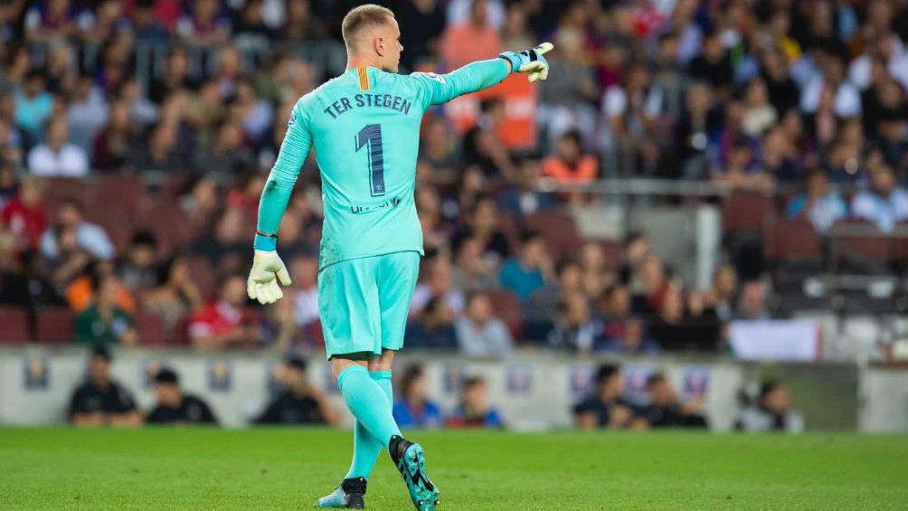 Marc-André Ter Stegen durante un partido con el Barcelona