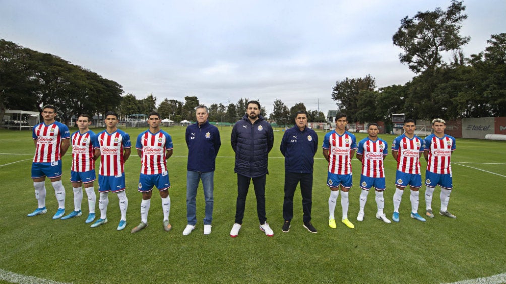 Chivas en presentación de refuerzos