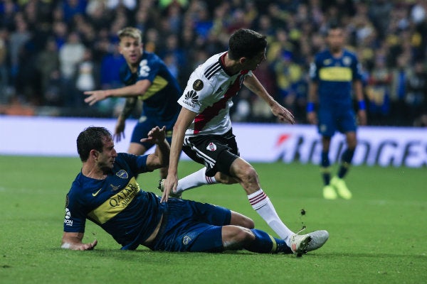 Carlos Izquierdoz se barre durante la Final de Libertadores 2018