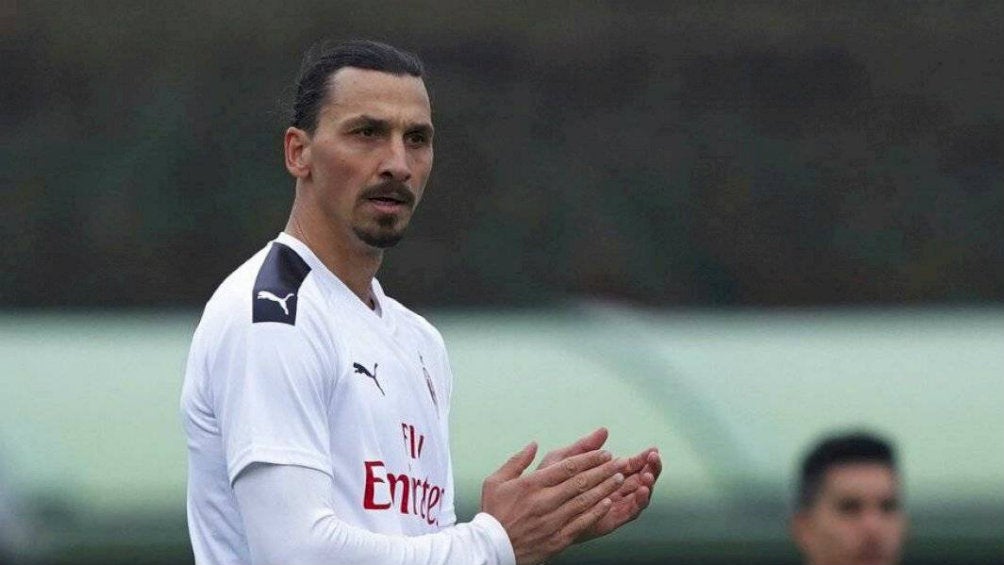 Zlatan Ibrahimovic como jugador del Milan en su segunda etapa