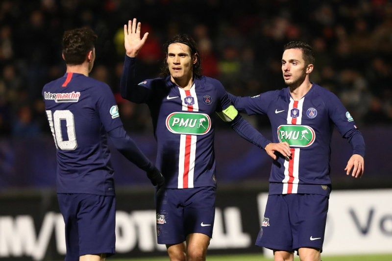 Cavani celebrando gol con el PSG