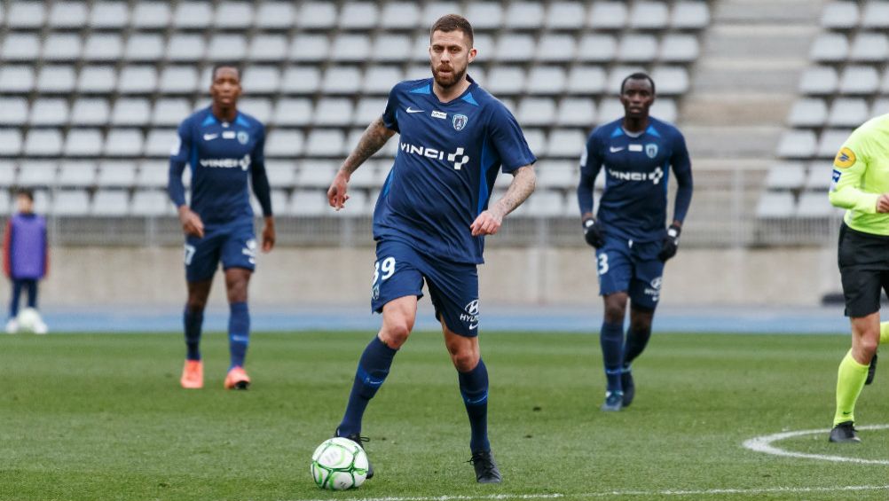 Ménez, en un partido del Paris FC