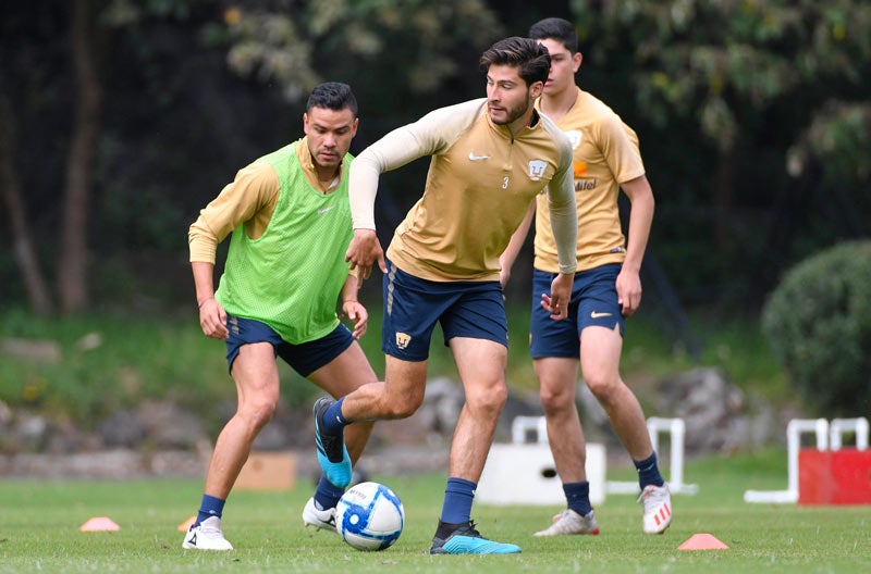 Pablo Barrera y Pablo Jáquez, en un entrenamiento con Pumas